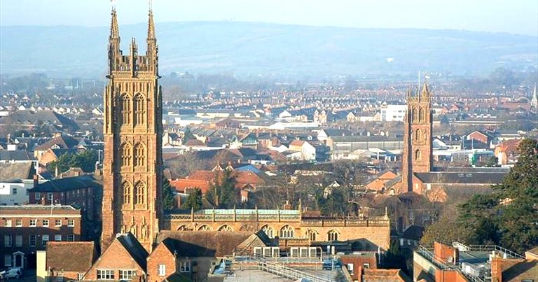 taunton - best dentist in taunton - taunton dentist - dentist in tauntonw